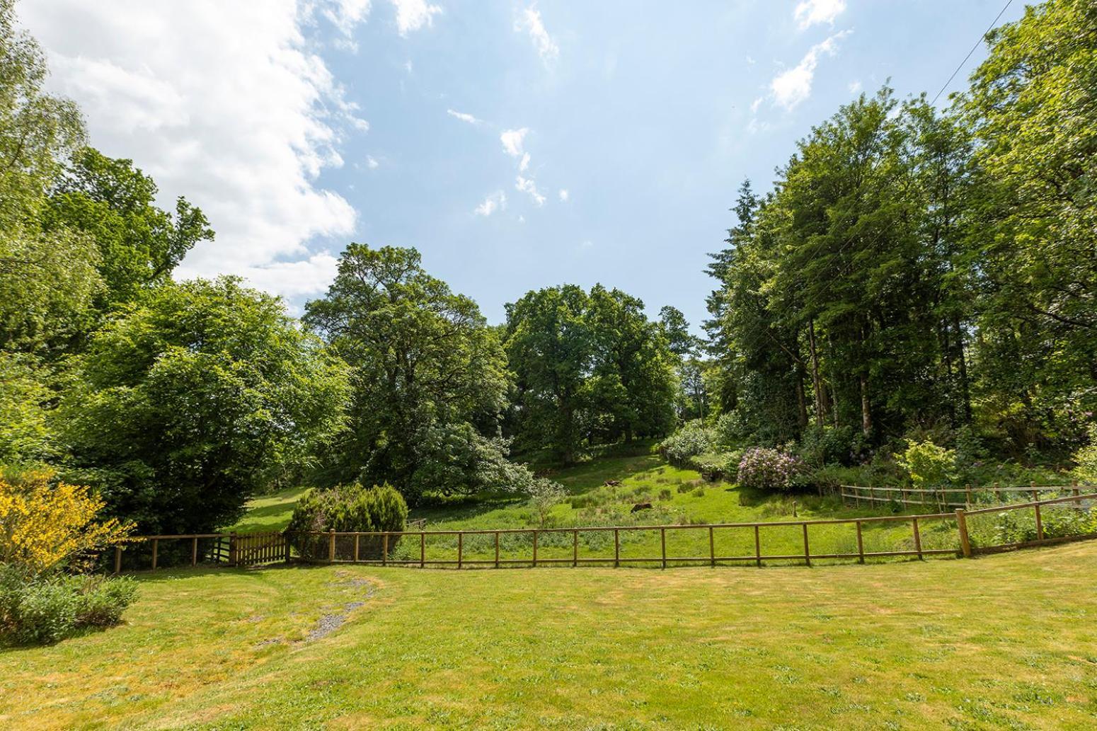 Laundry Cottage: Drumlanrig Castle Apartment *